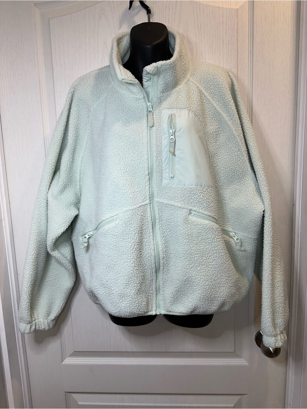Mondetta mint green stand collar full zip Sherpa light weight jacket